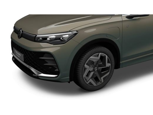 Volkswagen Tiguan R-Line Edition - eHybrid | 'App-Connect' draadloze smartphone integratie | Automatische afstandsr... ActivLease financial lease