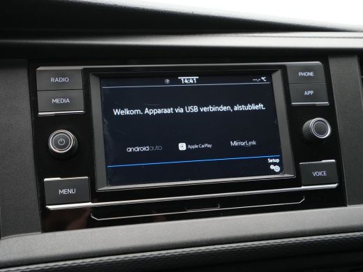Volkswagen Transporter 2.0 TDI L1H1 26 Economy Business ActivLease financial lease