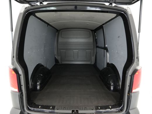 Volkswagen Transporter 2.0 TDI L1H1 26 Economy Business ActivLease financial lease