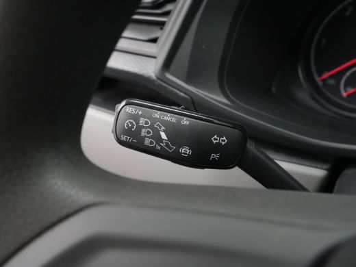 Volkswagen Transporter 2.0 TDI L1H1 26 Economy Business Navi via App Airco Pdc Cruise ActivLease financial lease