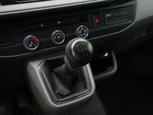 Volkswagen Transporter 2.0 TDI L1H1 26 Economy Business Navi via App Airco Pdc Cruise ActivLease financial lease