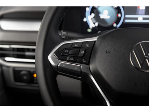 Volkswagen Transporter 2.0 TDI L1H1 28 Life | Digitaal Display | Camera ActivLease financial lease