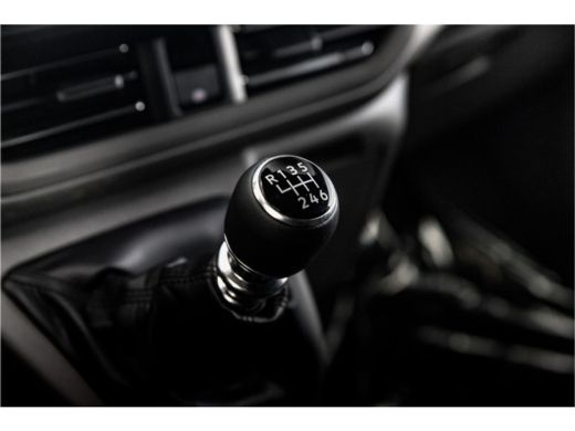 Volkswagen Transporter 2.0 TDI L1H1 28 Life | Digitaal Display | Camera ActivLease financial lease