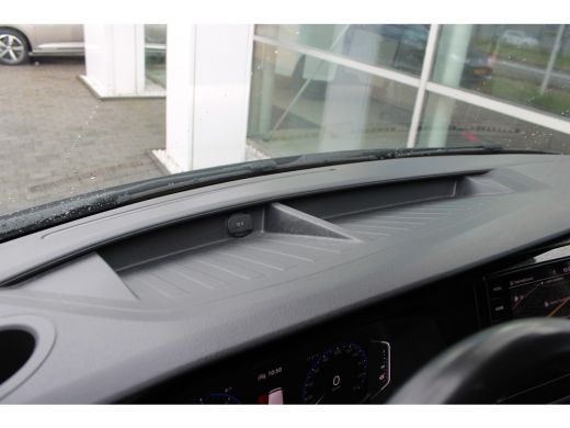 Volkswagen Transporter 2.0 TDI L2H1 28 Bulli | Achteruitrijcamera | Cruise control adaptief | Elektronisch Stabiliteits ... ActivLease financial lease