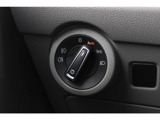 Volkswagen Transporter 2.0 TDI L2H1 28 Bulli | Achteruitrijcamera | Cruise control adaptief | Elektronisch Stabiliteits ... ActivLease financial lease