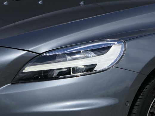 Volvo  V40 1.5 T3 Polar+ Sport | Panoramadak | Trekhaak | Harman Kardon | Camera | LED | Keyless | Stoelverw... ActivLease financial lease