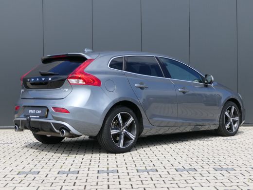 Volvo  V40 1.5 T3 Polar+ Sport | Panoramadak | Trekhaak | Harman Kardon | Camera | LED | Keyless | Stoelverw... ActivLease financial lease