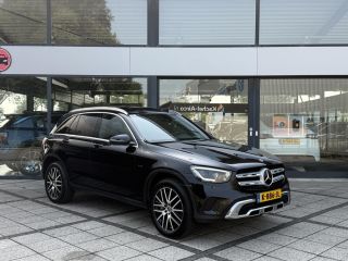 Mercedes-Benz GLC 300e Aut. 4MATIC Solution Luxury | Panorama | Trekhaak | Multi-Beam | Burmester |