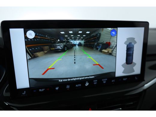 Ford Focus 1.0 EcoBoost Hybrid ST Line X | LED | Navi | Winter Pack | Clima | AGR | Keyless | Cruise | Camer... ActivLease financial lease