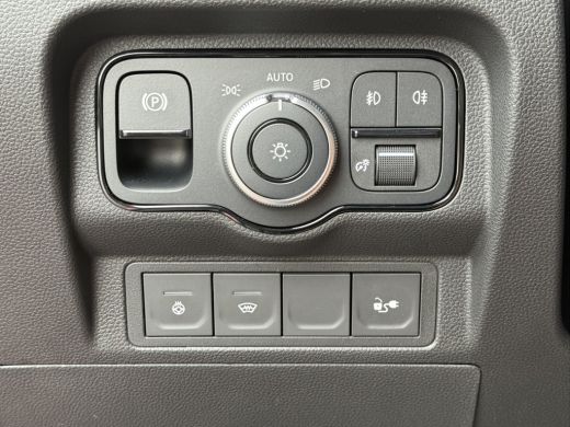 Mercedes-Benz eCitan 51 kWh PRO / FULL ELECTRIC / BPM VRIJ! / STUUR EN STOELVERWARMING / KEYLESS-GO / ZEER COMPLETE CI... ActivLease financial lease