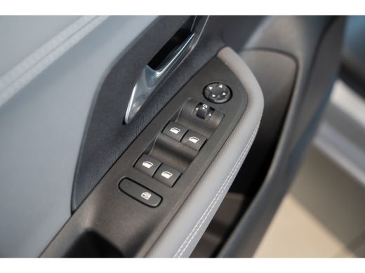 Opel Mokka-e GS Line 50-kWh 11kw bl. | Navigatie | Camera | Parkeersensoren Voor & Achter | Dodehoek | Apple C... ActivLease financial lease