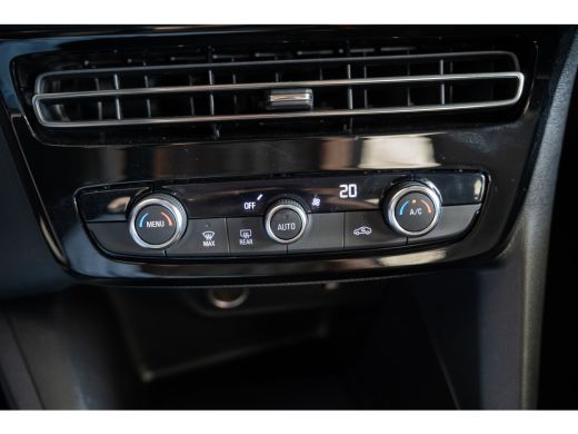 Opel Mokka-e GS Line 50-kWh 11kw bl. | Navigatie | Camera | Parkeersensoren Voor & Achter | Dodehoek | Apple C... ActivLease financial lease