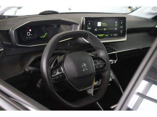 Peugeot 208 1.2 100-PK Allure Pack PARKEERCAMERA | NAVI | CARPLAY | CLIMATE CONTROL | DAB+ ActivLease financial lease