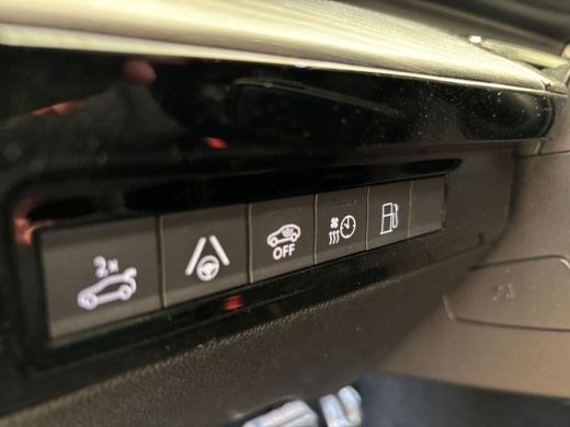 Peugeot 508 SW 1.6 HYbrid 225 GT | Leder | 360° camera | Panoramadak | Focal Audio | 19'' Lichtmetalen velgen... ActivLease financial lease