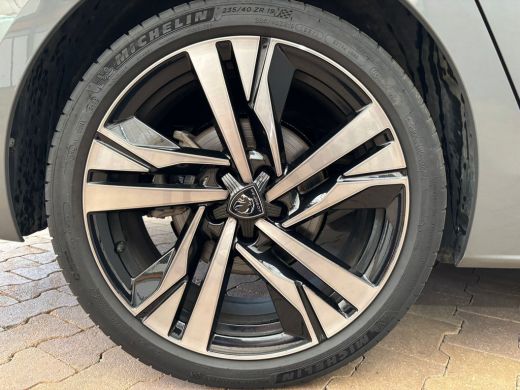 Peugeot 508 SW 1.6 HYbrid 225 GT | Leder | 360° camera | Panoramadak | Focal Audio | 19'' Lichtmetalen velgen... ActivLease financial lease
