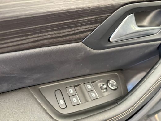 Peugeot 508 SW 1.6 HYbrid 225 GT | Leder | 360° camera | Panoramadak | Focal Audio | 19'' Lichtmetalen velgen... ActivLease financial lease