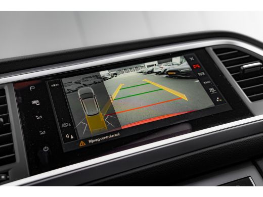 Seat Ateca FR Business Intense | Achteruitrijcamera | Airconditioning automatisch met 2-zone-temperatuurrege... ActivLease financial lease