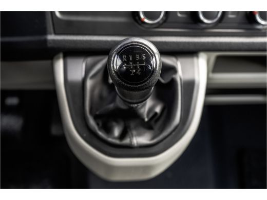 Volkswagen Transporter 2.0 TDI | Navi | 6-Zits | Kipper | Cruise | Airco | Euro 6 ActivLease financial lease