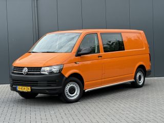 Volkswagen Transporter 2.0 TDI / L2H1 / DUBBELE CABINE / 1e EIG. / TREKHAAK / AIRCO / CRUISE / SIDEBARS Volkswagen Transporter 2.0 TDI / L2H1 / DUBBELE CABINE / 1e EIG. / TREKHAAK / AIRCO / CRUISE / SIDEBARS