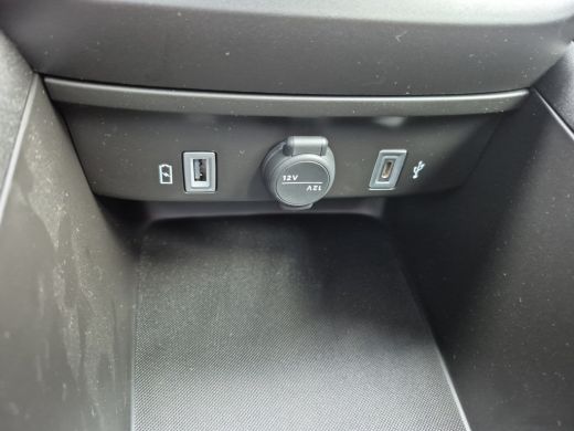 Fiat 600 1.2 Hybrid Urban | Achteruitrijcamera | Airco (automatisch) | Keyless entry ActivLease financial lease