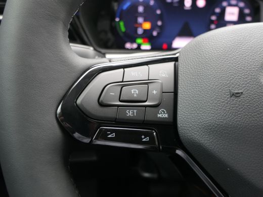 Ford Tourneo Connect 1.5 PHEV Titanium 7 Persoons | 100km Elektrisch Rijbereik | 1400kg Trekgewicht ActivLease financial lease