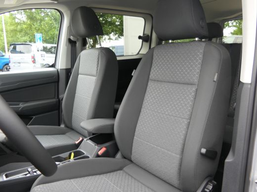 Ford Tourneo Connect 1.5 PHEV Titanium 7 Persoons | 100km Elektrisch Rijbereik | 1400kg Trekgewicht ActivLease financial lease