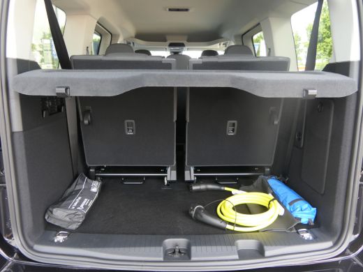 Ford Tourneo Connect 1.5 PHEV Titanium 7 Persoons | 100km Elektrisch Rijbereik | 1400kg Trekgewicht | ActivLease financial lease