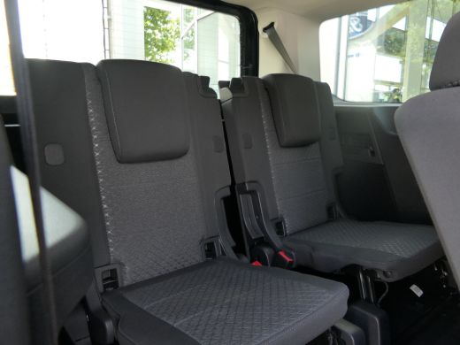 Ford Tourneo Connect 1.5 PHEV Titanium 7 Persoons | 100km Elektrisch Rijbereik | 1400kg Trekgewicht | ActivLease financial lease