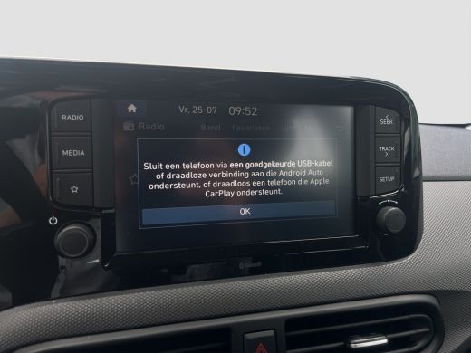 Hyundai i10 1.0 Comfort | Achterbank in delen neerklapbaar | Airco | Armsteun voor ActivLease financial lease