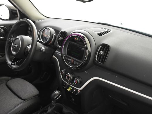 Mini Countryman 2.0 Cooper S E ALL4 220pk Full Map Navigatie | Keyless entery | Led koplampen | Achteruitrijcamer... ActivLease financial lease