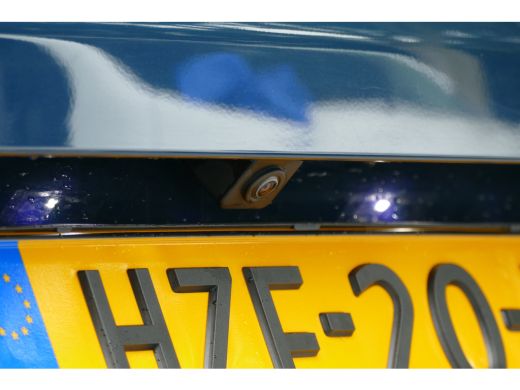 Peugeot 3008 1.2 PURETECH 130PK GT AUTOMAAT / NAVI / CLIMA / PDC / 18"LMV / CAMERA / FULL-LED / WINTERPAKKET /... ActivLease financial lease