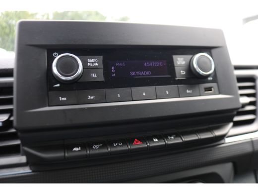 Renault Trafic 2.0 dCi 110pk L1 H1 Airco Trekhaak Imperiaal ActivLease financial lease