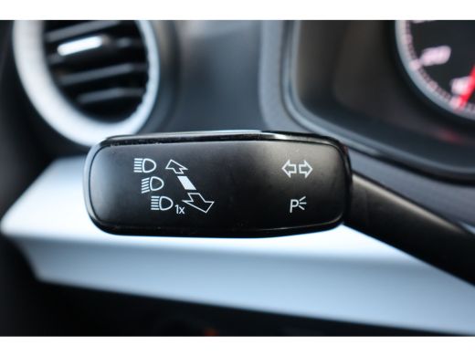 Seat Ibiza 1.0 EcoTSI 95PK Style | Climate Control | Parkeersensoren achter | Apple Carplay/Android Auto | | ActivLease financial lease