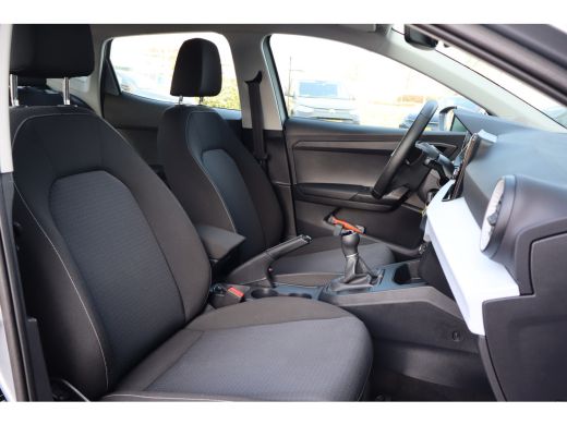 Seat Ibiza 1.0 EcoTSI 95PK Style | Climate Control | Parkeersensoren achter | Apple Carplay/Android Auto | | ActivLease financial lease