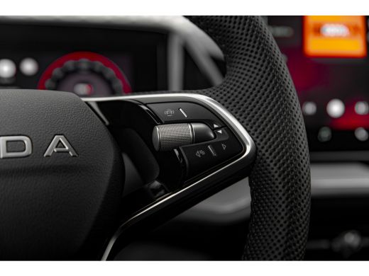 Skoda Kodiaq Sportline Business | Achteruitrijcamera | Crew Protect Assist | Cruise control met speedlimiter ActivLease financial lease