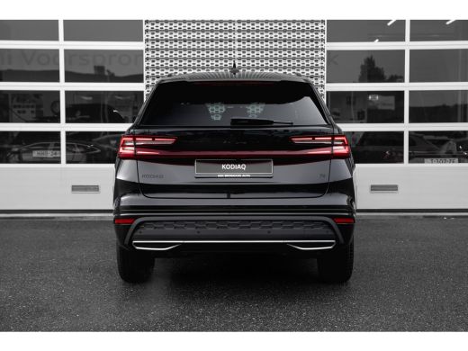 Skoda Kodiaq Sportline Business | Achteruitrijcamera | Crew Protect Assist | Cruise control met speedlimiter ActivLease financial lease