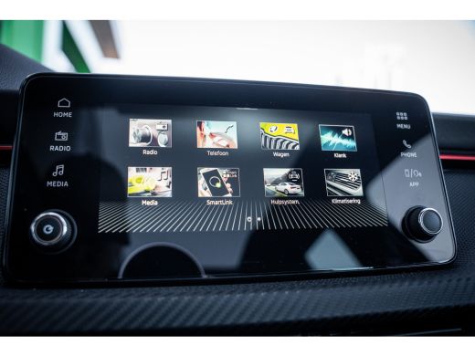 Skoda Scala Monte Carlo | Achteruitrijcamera | Chromen raamlijsten | Cruise control met speedlimiter ActivLease financial lease