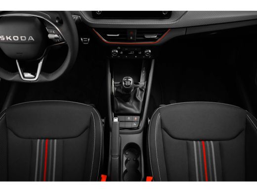 Skoda Scala Monte Carlo | Achteruitrijcamera | Chromen raamlijsten | Cruise control met speedlimiter ActivLease financial lease