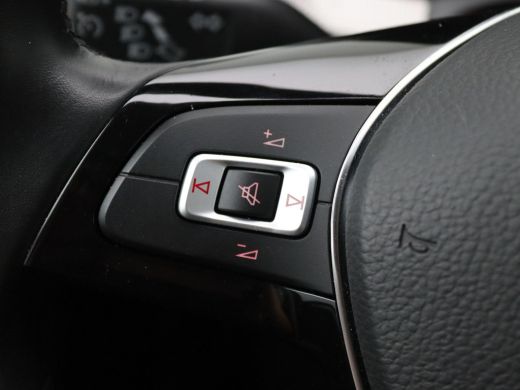 Volkswagen e-up! Max 260 km range CCS, Stoel- en voorruitverwarming, achteruitrijcamera, Parkeerhulp achter, 15'' ... ActivLease financial lease