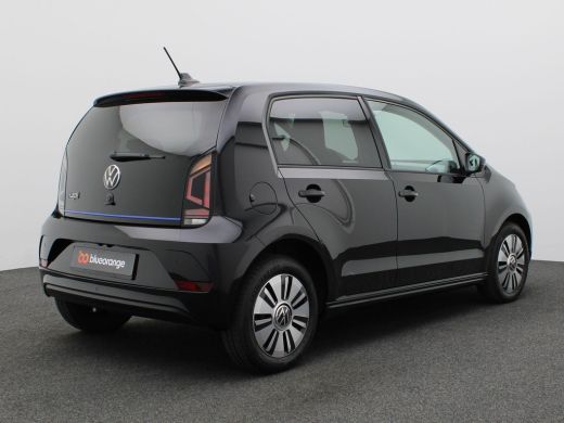 Volkswagen e-up! Max 260 km range CCS, Stoel- en voorruitverwarming, achteruitrijcamera, Parkeerhulp achter, 15'' ... ActivLease financial lease