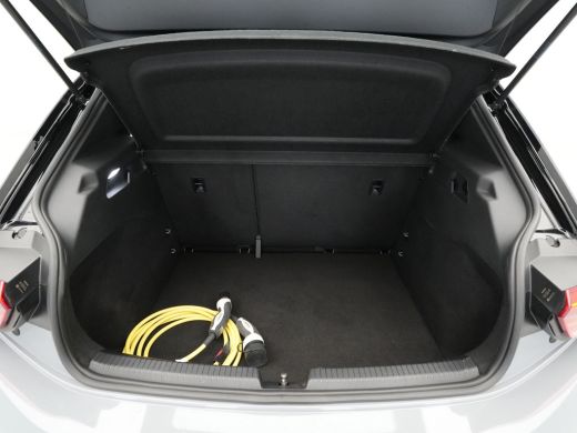 Volkswagen ID.3 Life 58 kWh Navigatie Pdc Stoel stuurverwarming Acc Carplay demo JP ActivLease financial lease