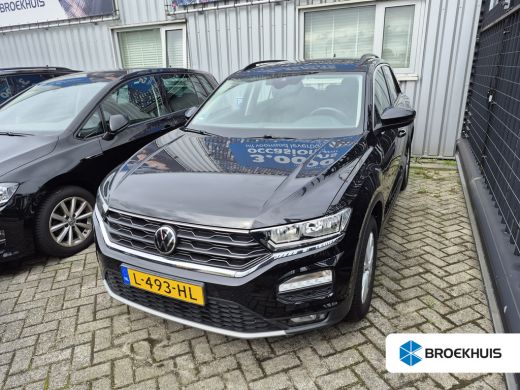 Volkswagen T-Roc 1.0 TSI Style 111 PK Apple Carplay Android Auto | Navigatie  | DAB | Adaptief cruise control | Pa...