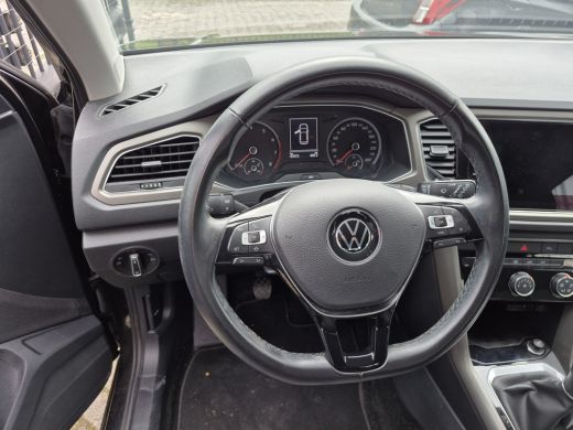 Volkswagen T-Roc 1.0 TSI Style 111 PK Apple Carplay Android Auto | Navigatie  | DAB | Adaptief cruise control | Pa... ActivLease financial lease