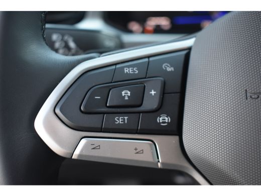 Volkswagen T-Roc 1.5 TSI 150PK DSG-7 Life Edition | ADAPT. CRUISE | APP CONNECT | CAMERA | AIRCO | 18 INCH ActivLease financial lease