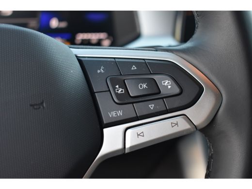 Volkswagen T-Roc 1.5 TSI 150PK DSG-7 Life Edition | ADAPT. CRUISE | APP CONNECT | CAMERA | AIRCO | 18 INCH ActivLease financial lease