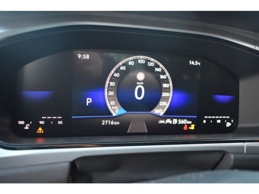 Volkswagen T-Roc 1.5 TSI 150PK DSG-7 Life Edition | ADAPT. CRUISE | APP CONNECT | CAMERA | AIRCO | 18 INCH ActivLease financial lease