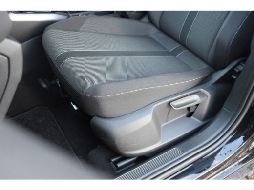 Volkswagen T-Roc 1.5 TSI 150PK DSG-7 Life Edition | ADAPT. CRUISE | APP CONNECT | CAMERA | AIRCO | 18 INCH ActivLease financial lease