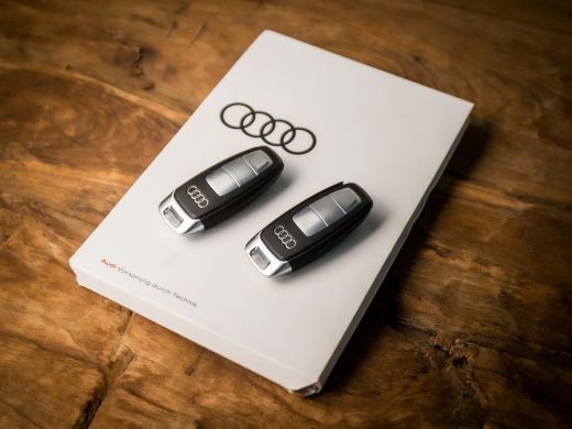 Audi A3 Sportback 35 TFSI Sportline 150Pk Automaat (APPLE CARPLAY, 4 CILINDER, GROOT NAVI, SPORTSTUUR, AD... ActivLease financial lease