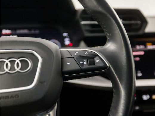 Audi A3 Sportback 35 TFSI Sportline 150Pk Automaat (APPLE CARPLAY, 4 CILINDER, GROOT NAVI, SPORTSTUUR, AD... ActivLease financial lease