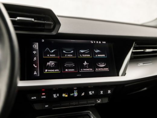 Audi A3 Sportback 35 TFSI Sportline 150Pk Automaat (APPLE CARPLAY, 4 CILINDER, GROOT NAVI, SPORTSTUUR, AD... ActivLease financial lease